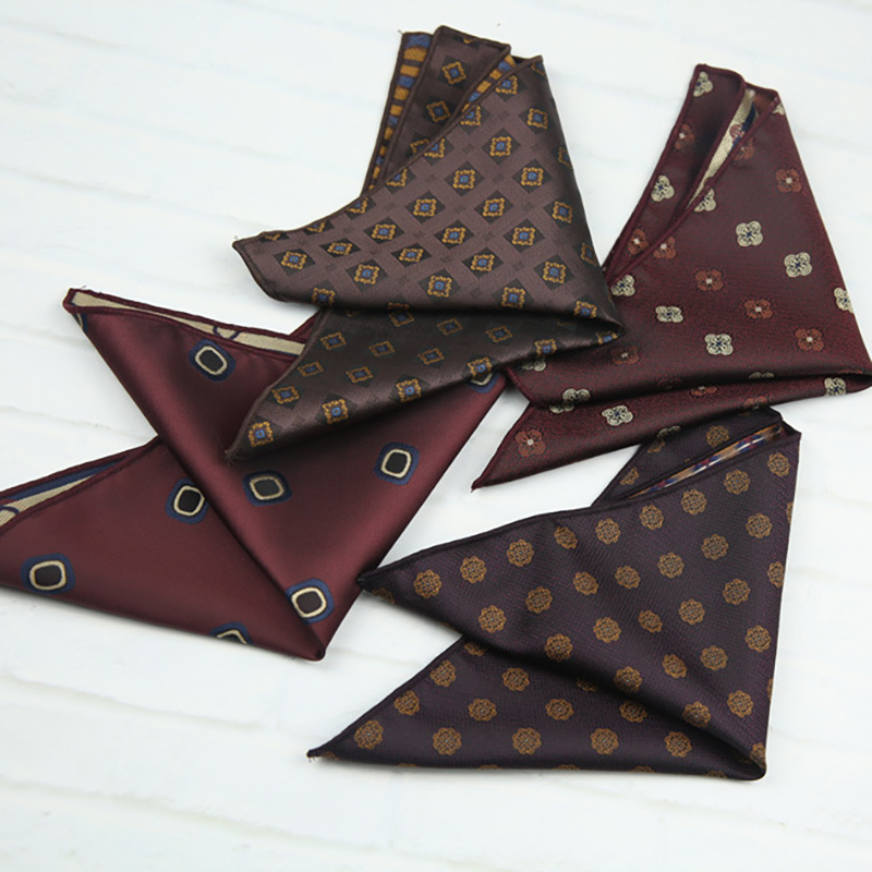 ผ้าเช็ดหน้าผู้ชายลายจุดสีกรมท่ - Young Men Formal Wear บทวิจารณ์และราคา