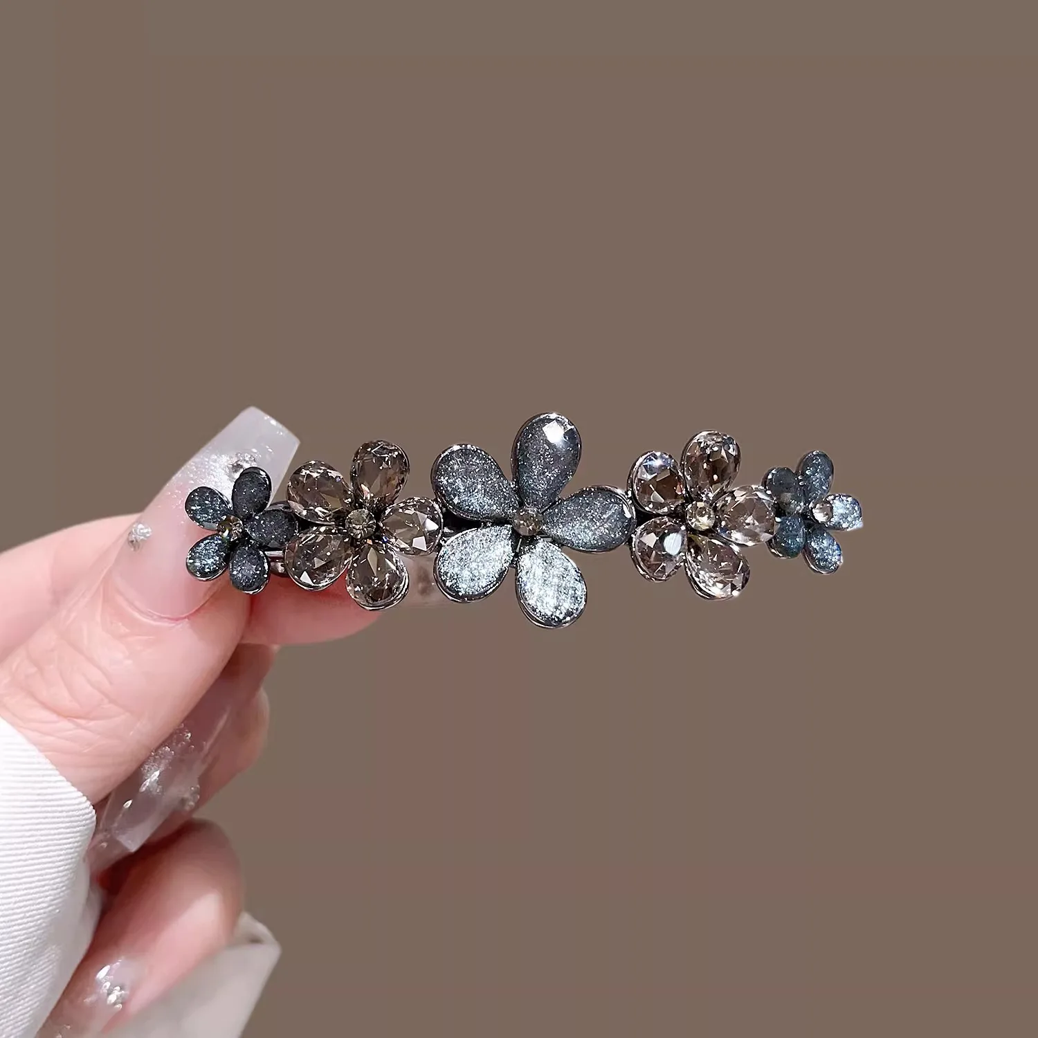 กิ๊บติดผมดอกไม้คริสตัลหรูหราคล - Tie Bar Clip บทวิจารณ์และราคา